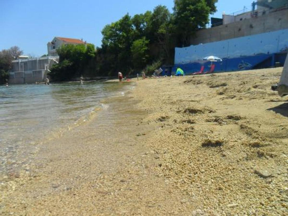 Holiday Apartment Lungomare Privlaka  Buitenkant foto