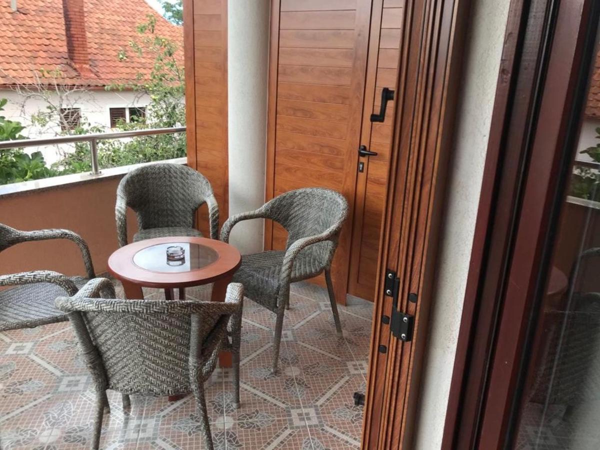 Holiday Apartment Lungomare Privlaka  Buitenkant foto